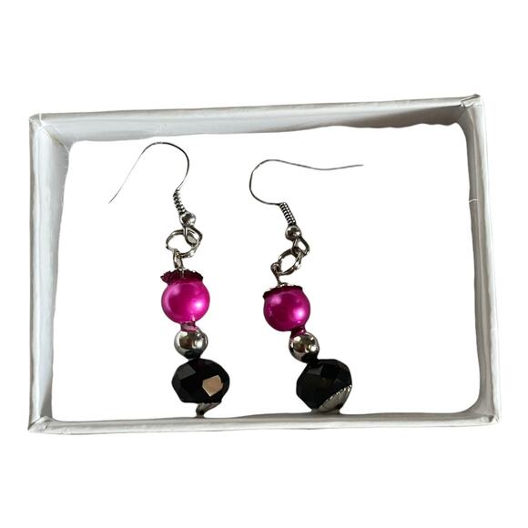 3/$15 Handmade Valentine's Day Women's Black and Pink Earrings - Picture 2 of 3